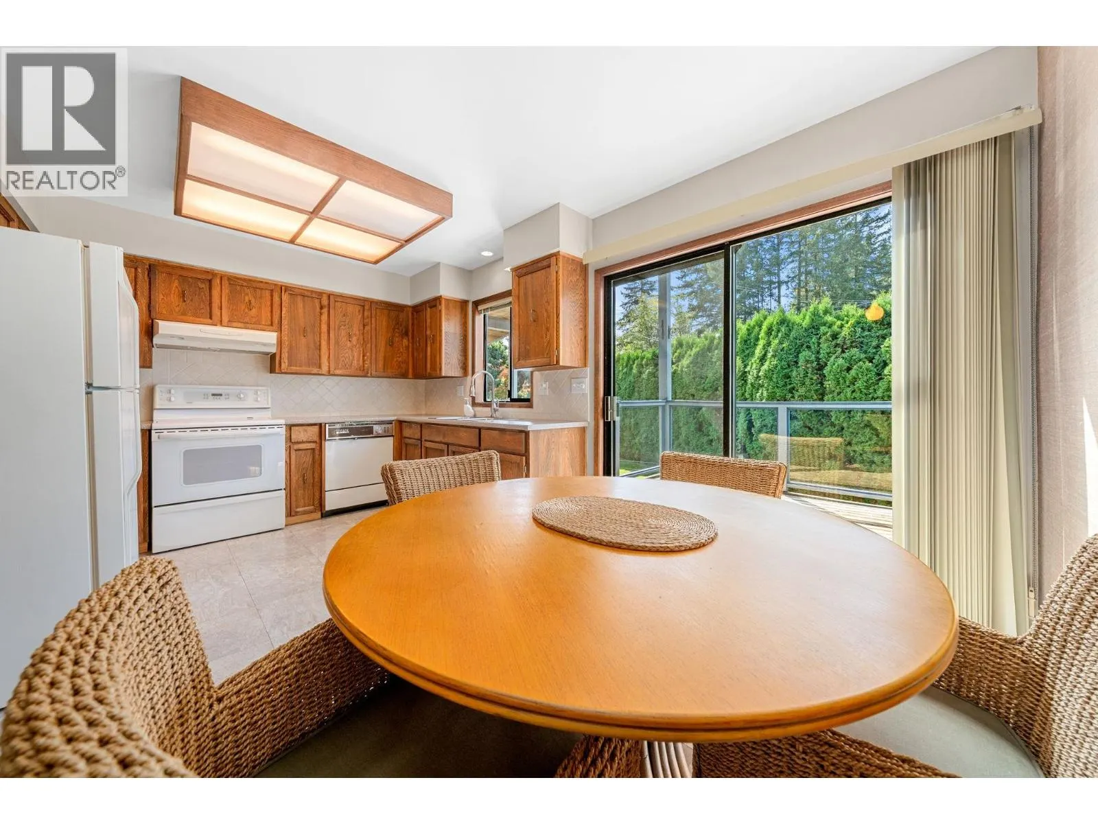 3833 LYNN VALLEY ROAD