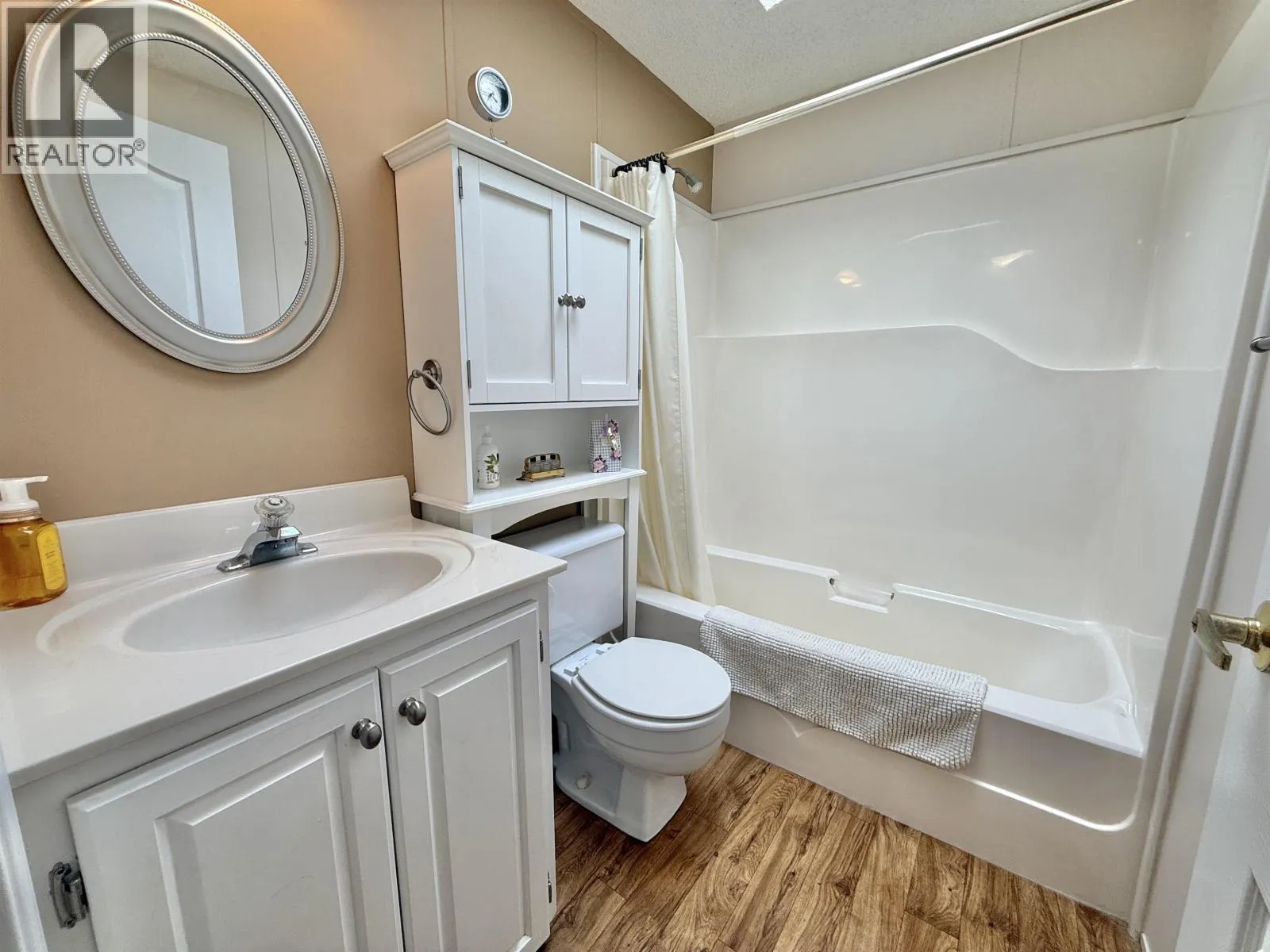 25 654 NORTH FRASER DRIVE