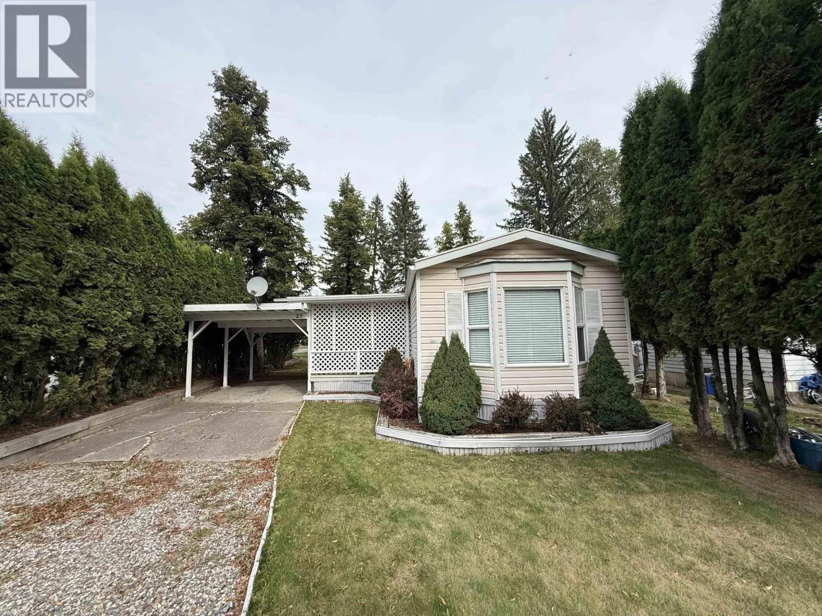 25 654 NORTH FRASER DRIVE
