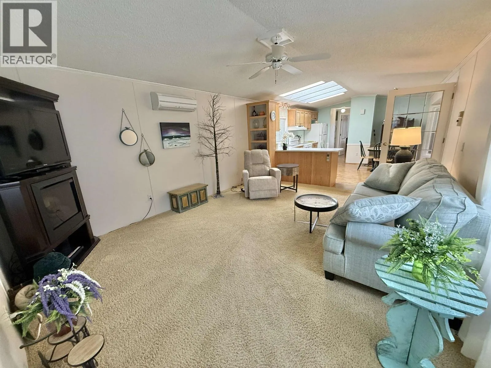 25 654 NORTH FRASER DRIVE