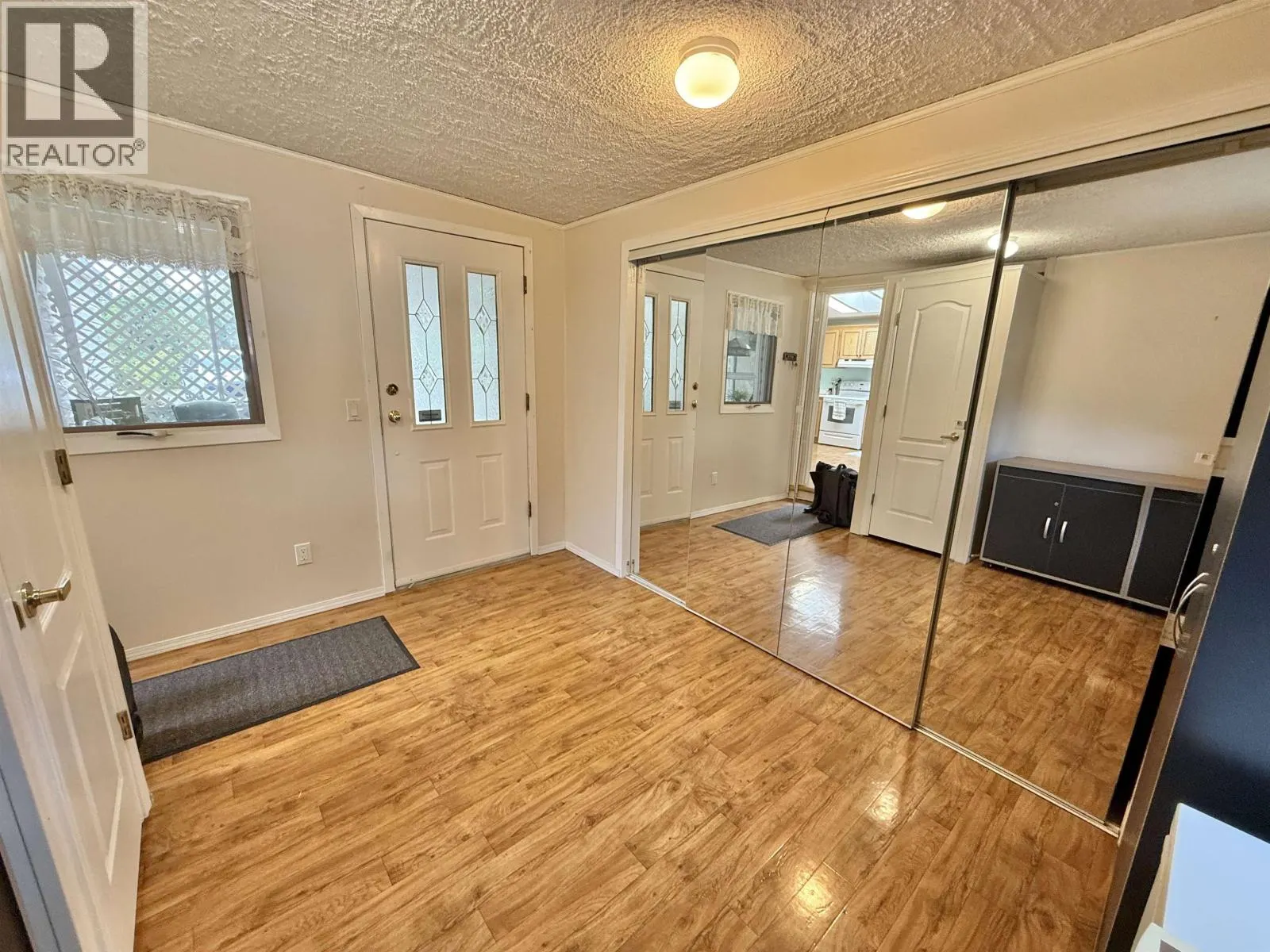 25 654 NORTH FRASER DRIVE