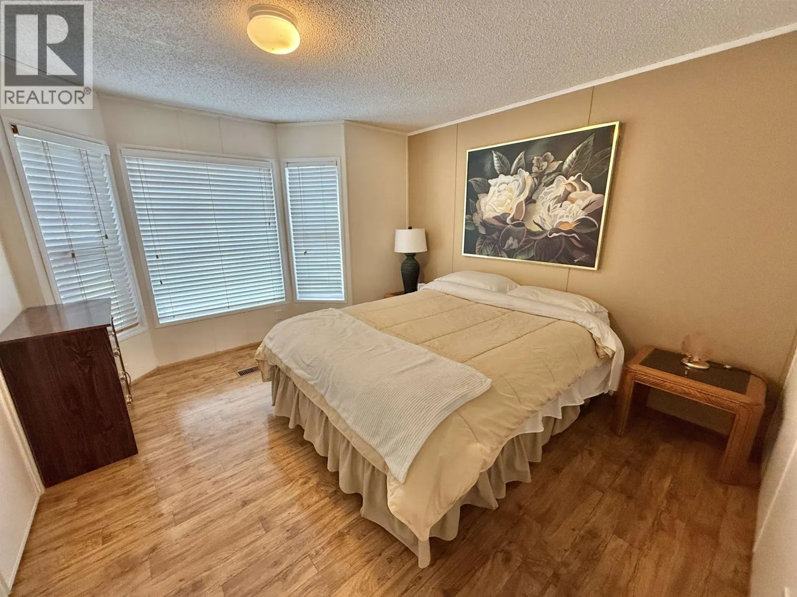 25 654 NORTH FRASER DRIVE