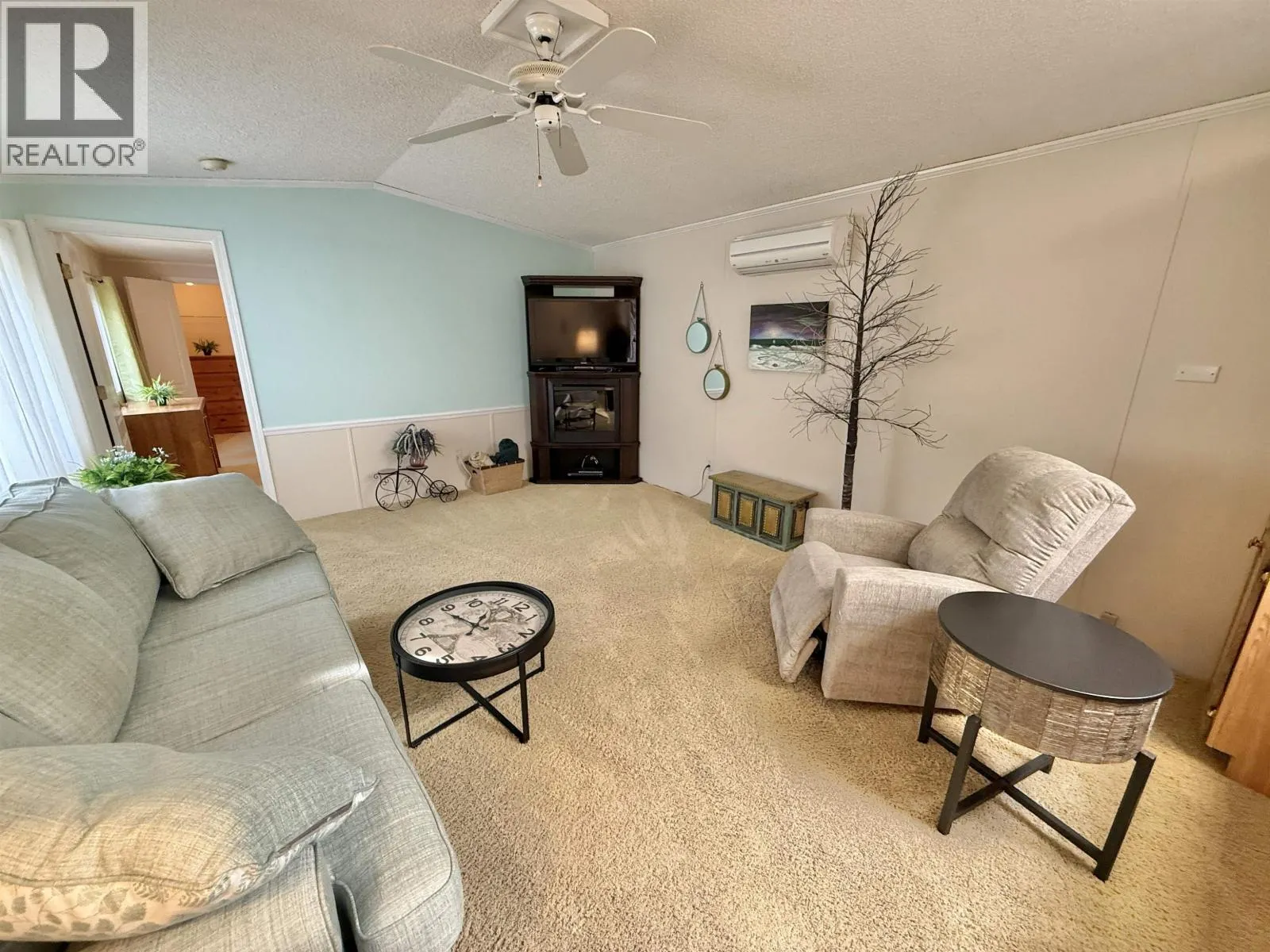 25 654 NORTH FRASER DRIVE