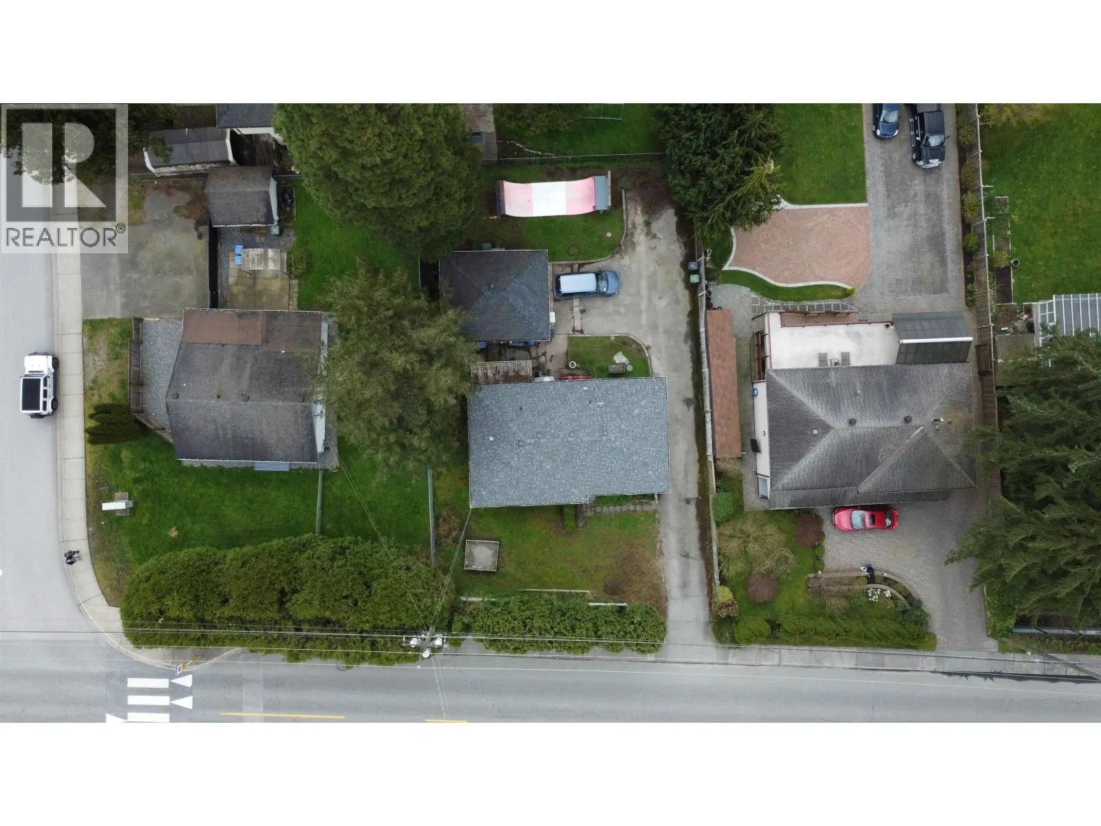 3684 CEDAR DRIVE