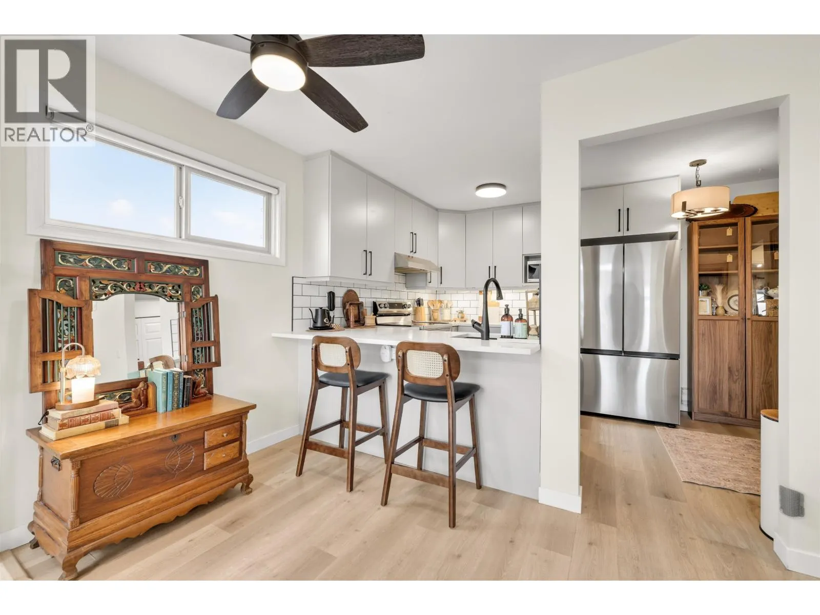 D302 4845 53 STREET