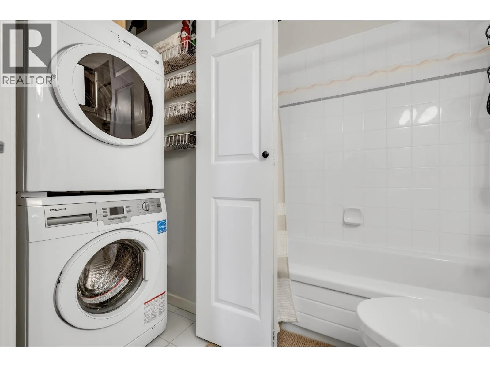 D302 4845 53 STREET