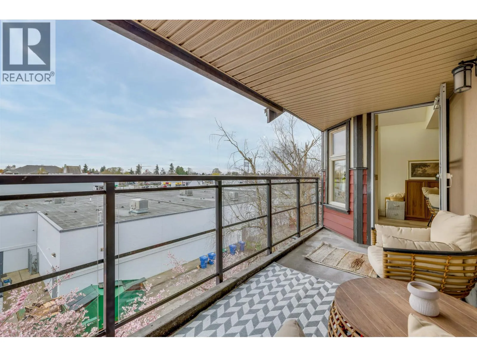 D302 4845 53 STREET