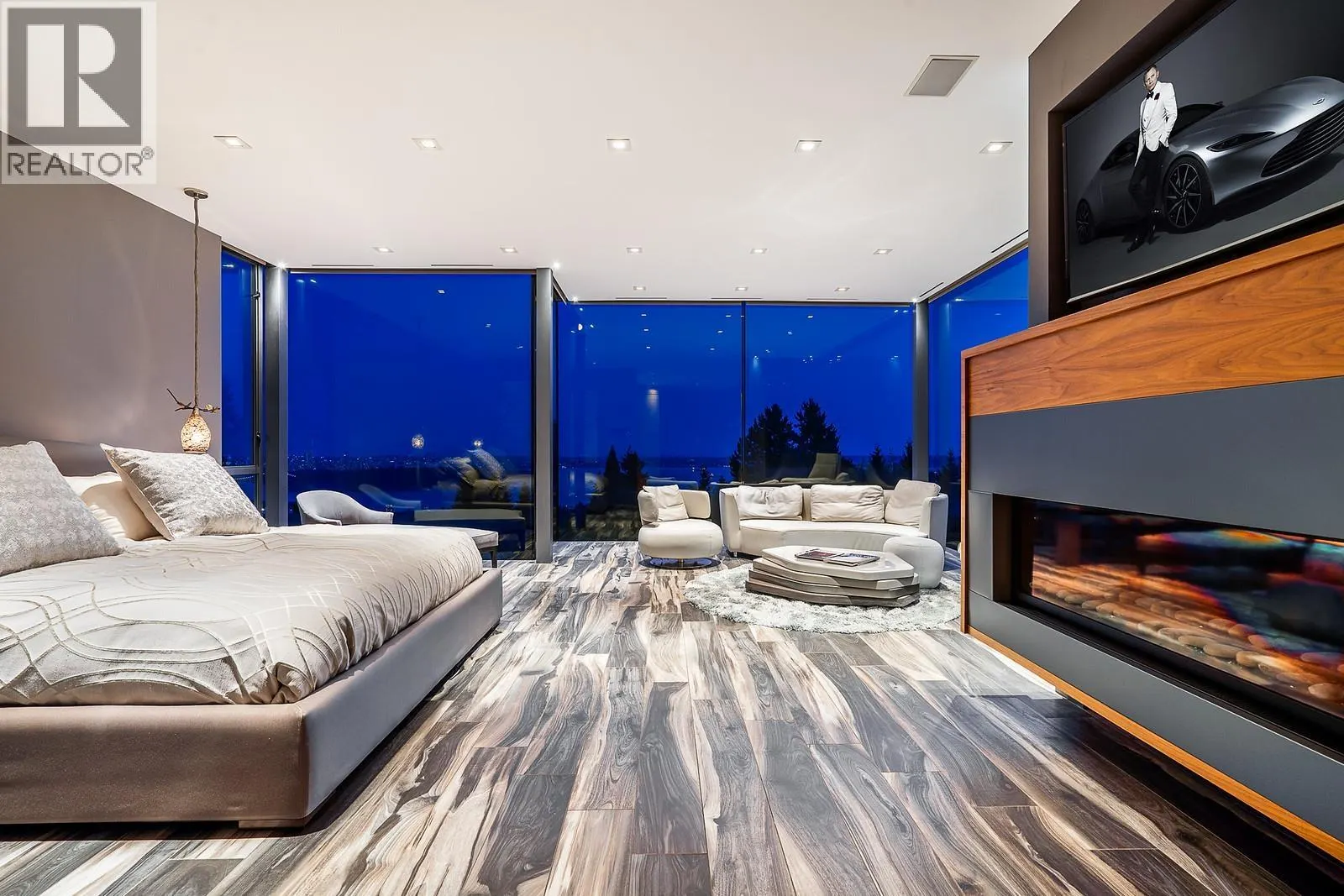 2331 WESTHILL DRIVE