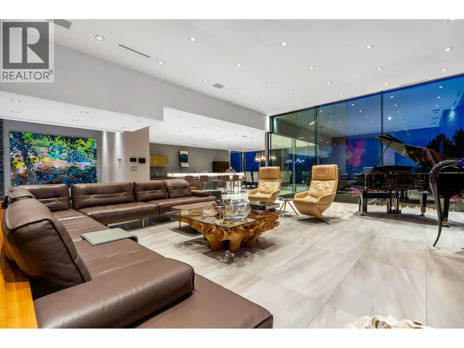 2331 WESTHILL DRIVE