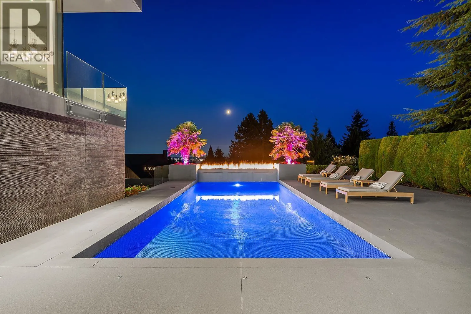 2331 WESTHILL DRIVE