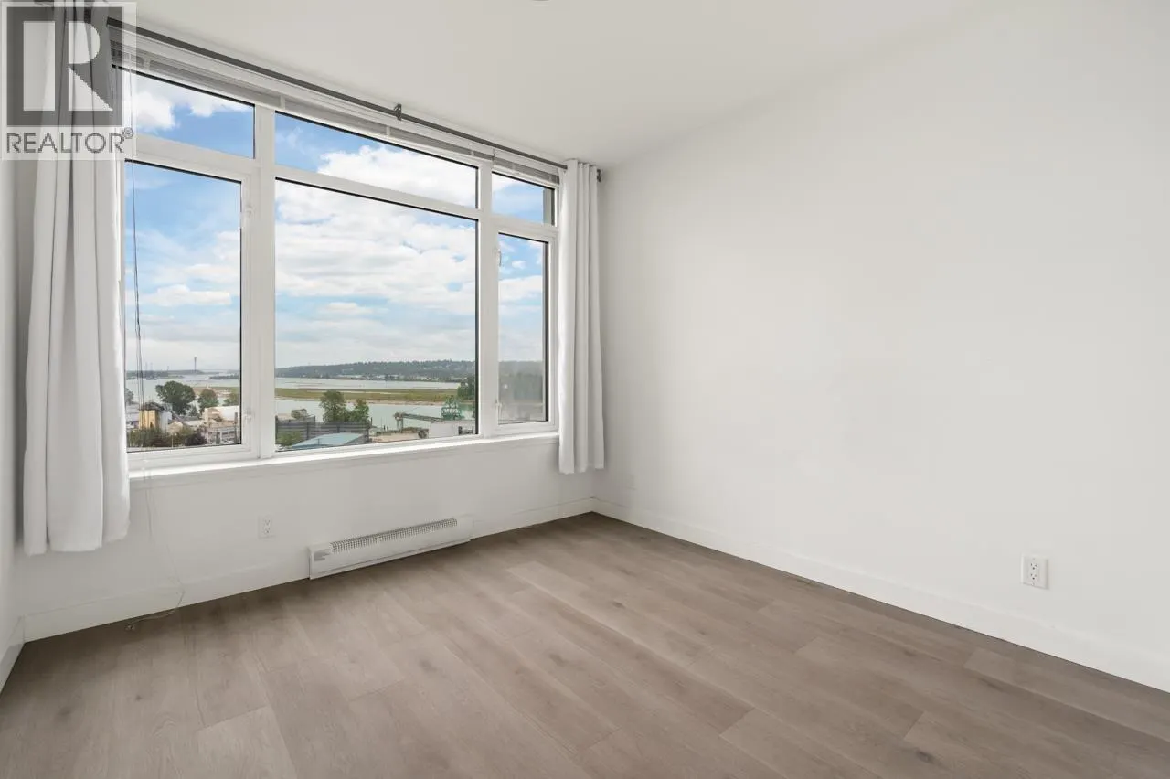 907 200 NELSON'S CRESCENT