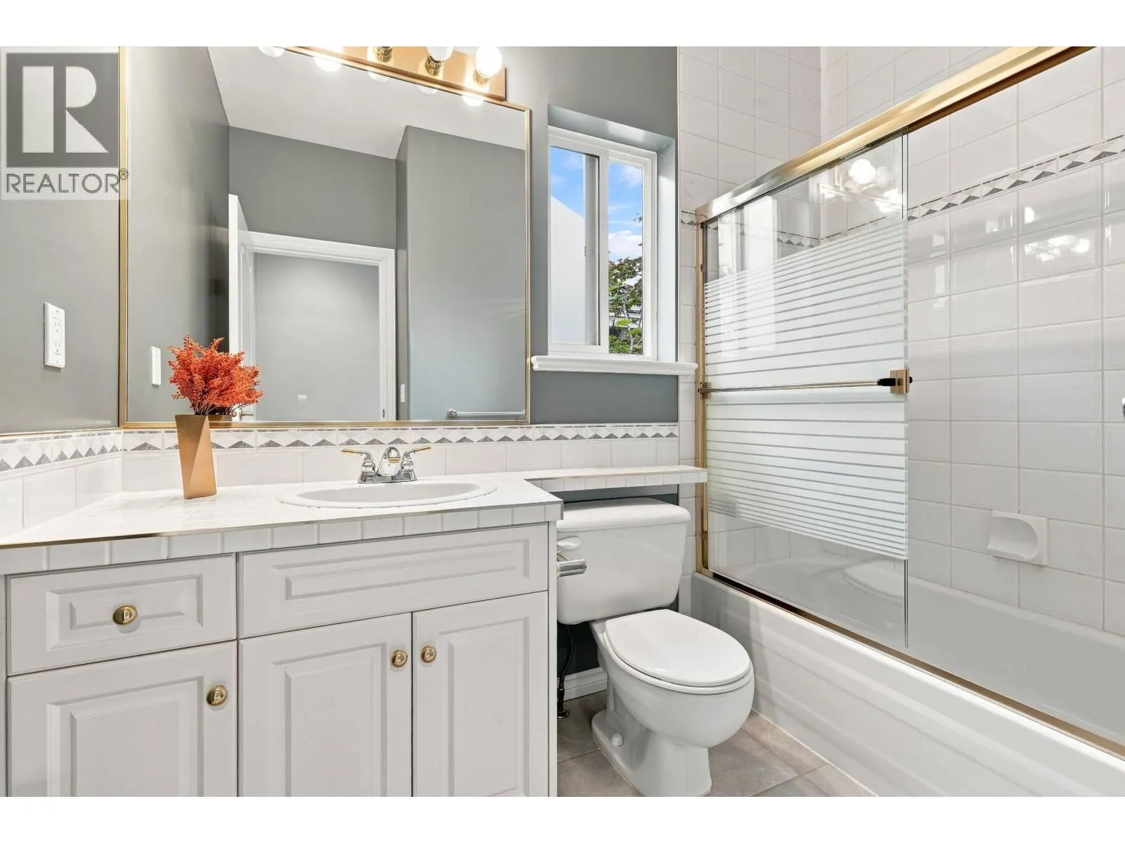 11 915 FORT FRASER RISE