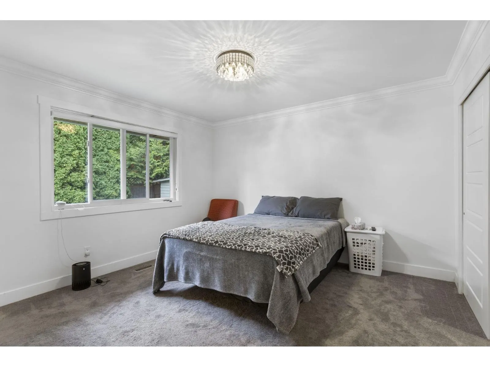 11885 CHATEAU WYND