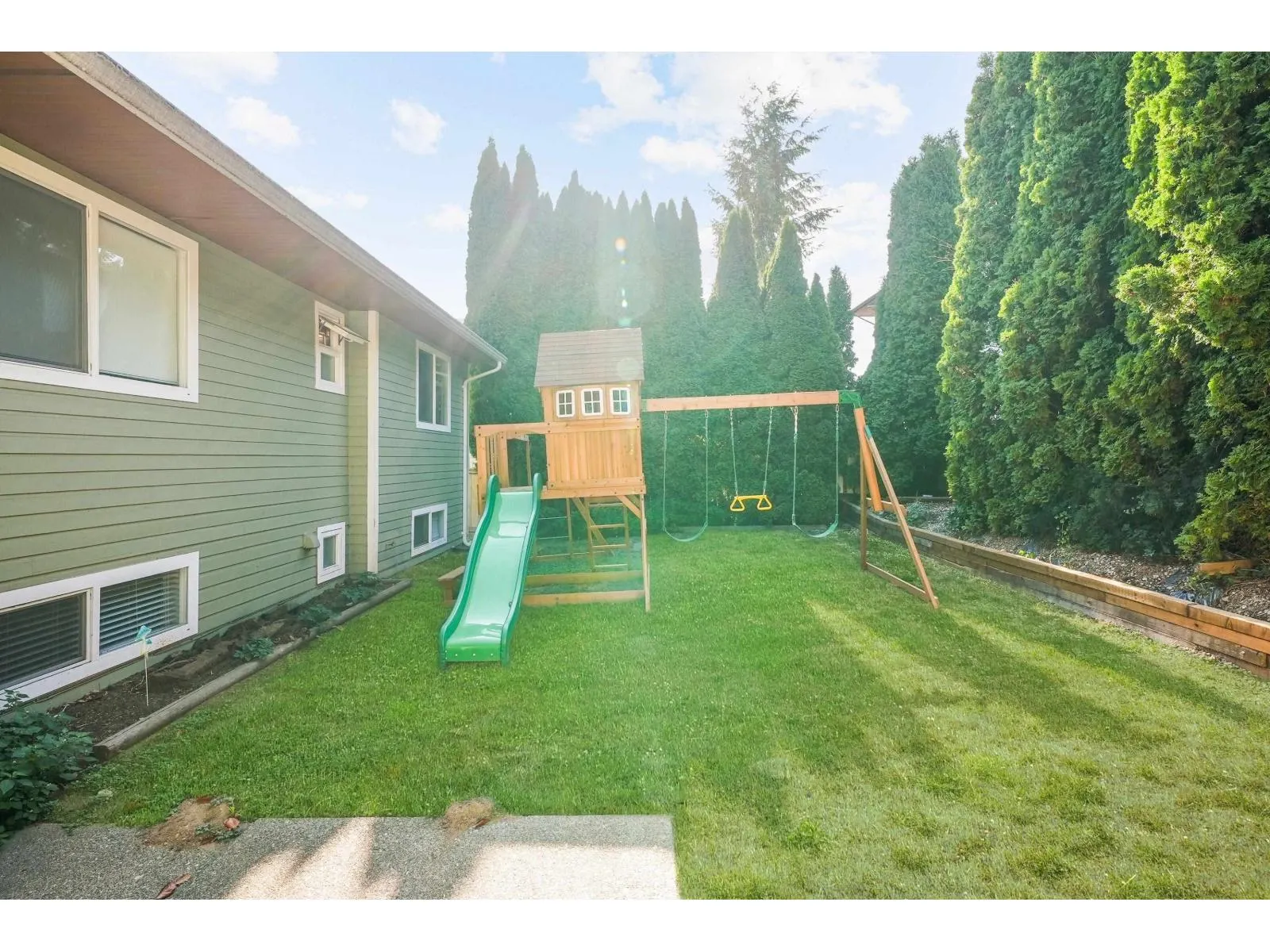 11885 CHATEAU WYND