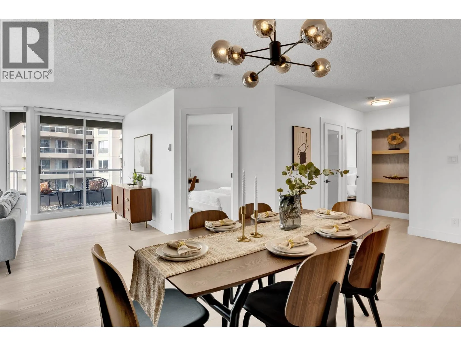 1503 1135 QUAYSIDE DRIVE