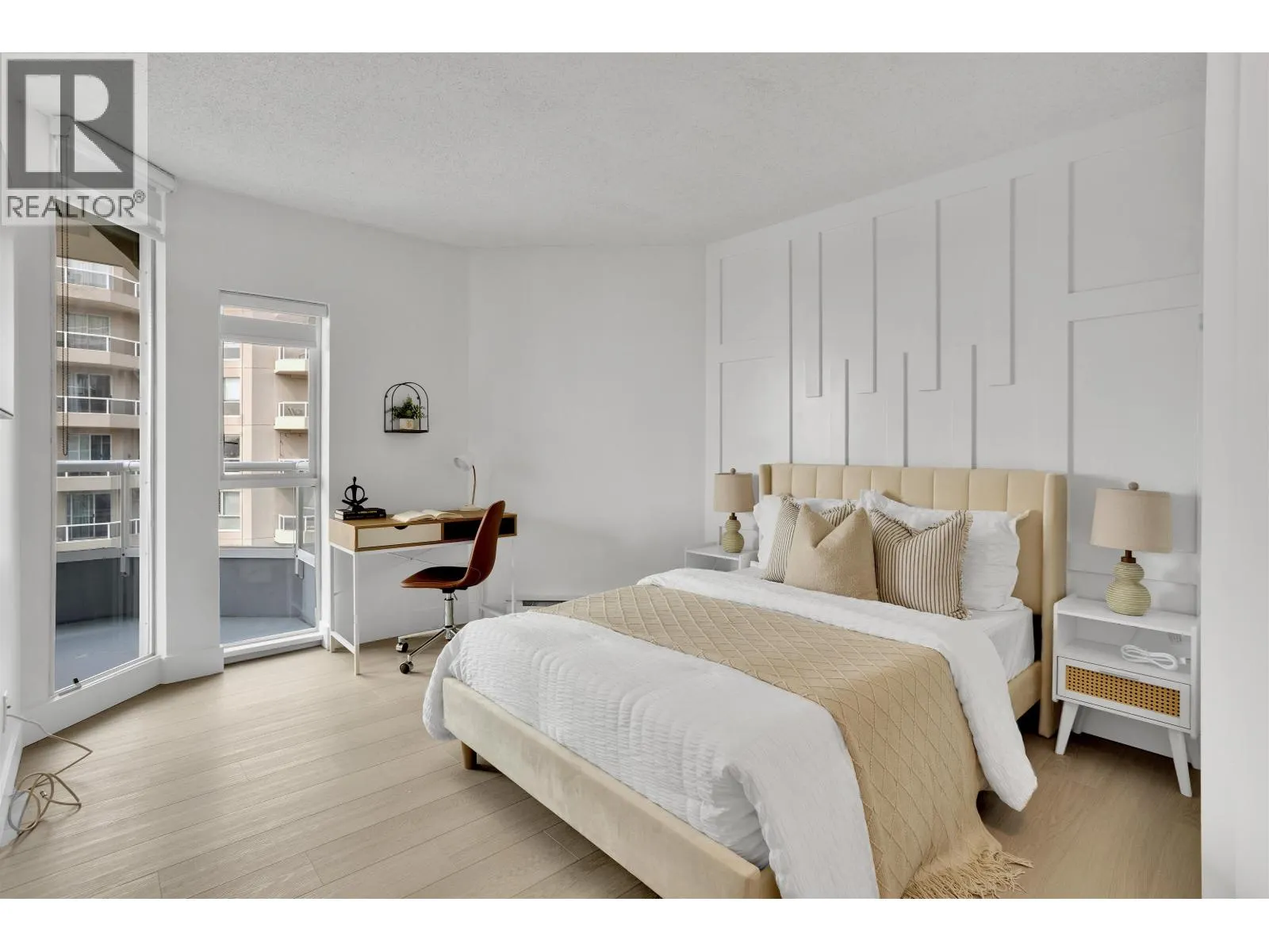 1503 1135 QUAYSIDE DRIVE