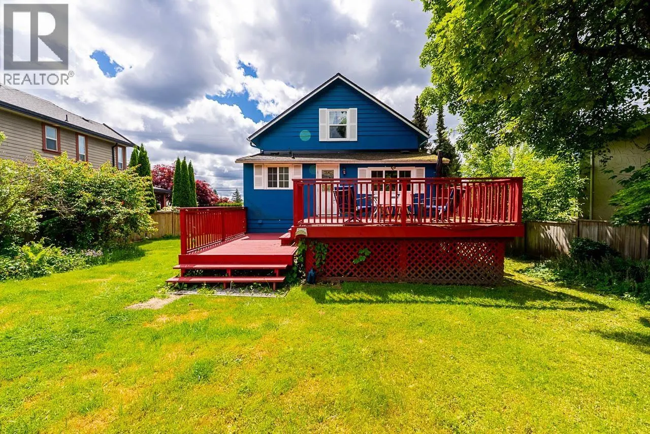 264 W QUEENS ROAD