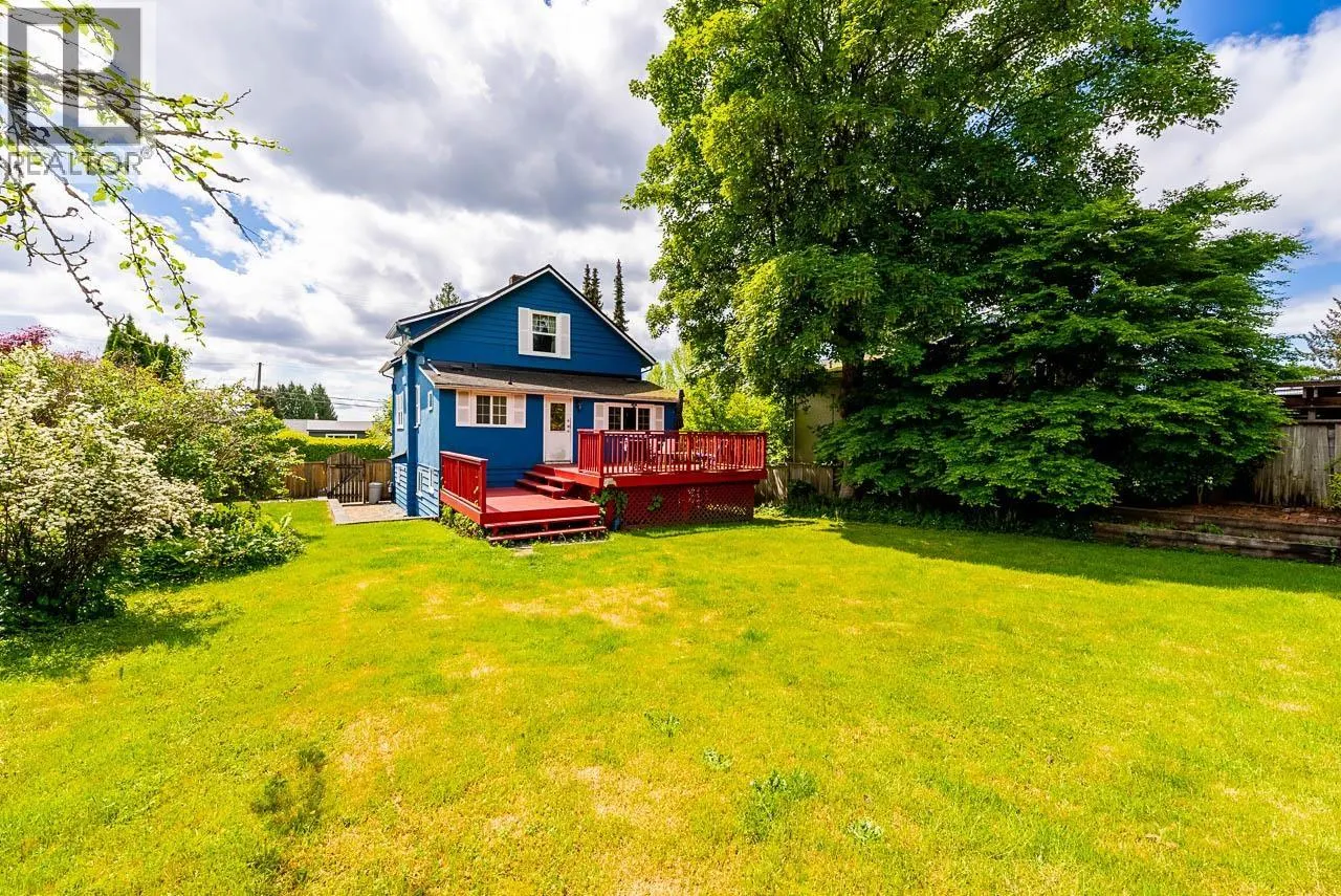 264 W QUEENS ROAD
