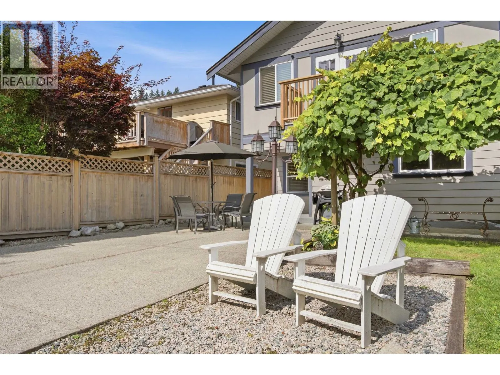 1153 WELLINGTON DRIVE