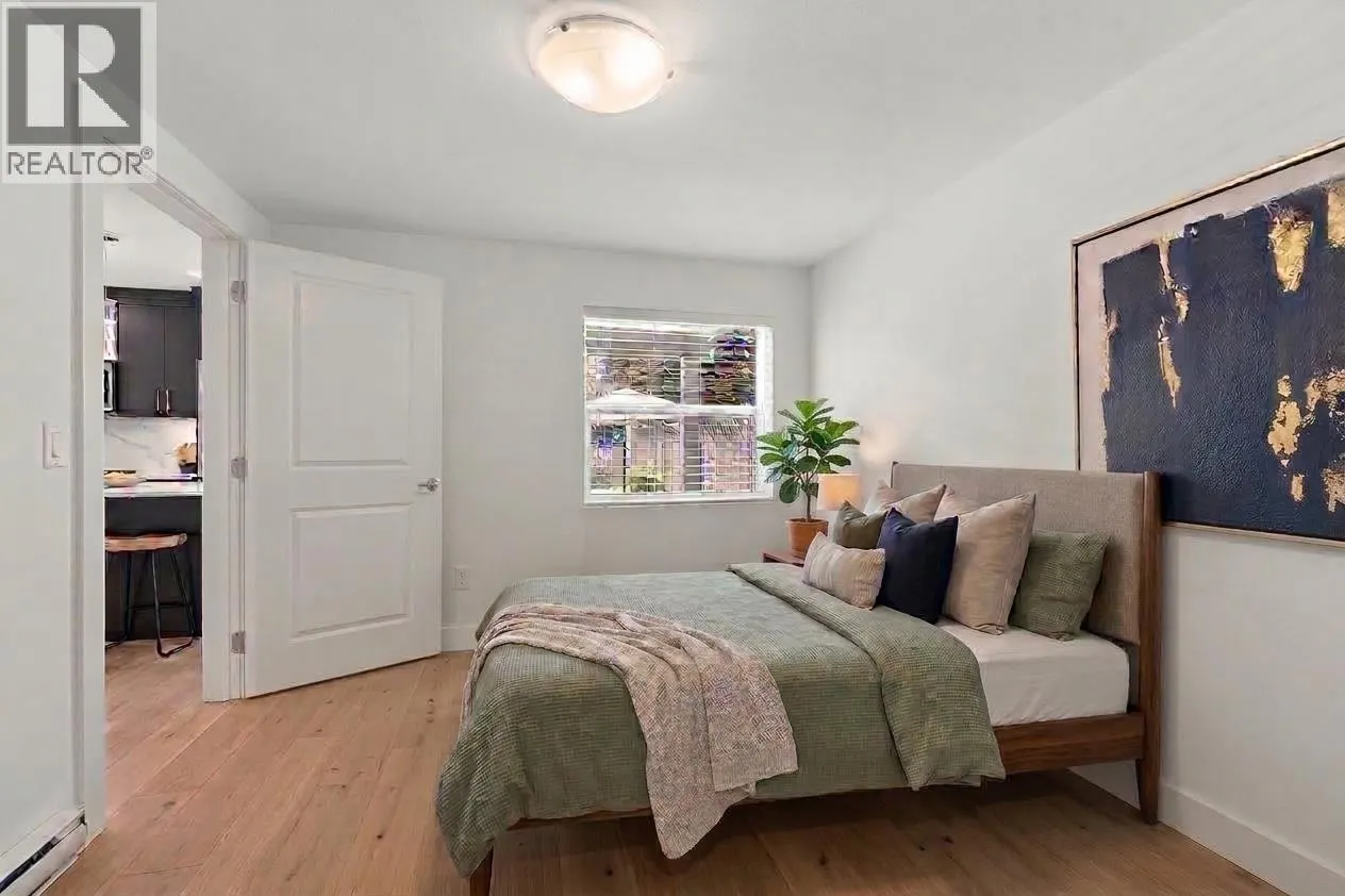 1153 WELLINGTON DRIVE