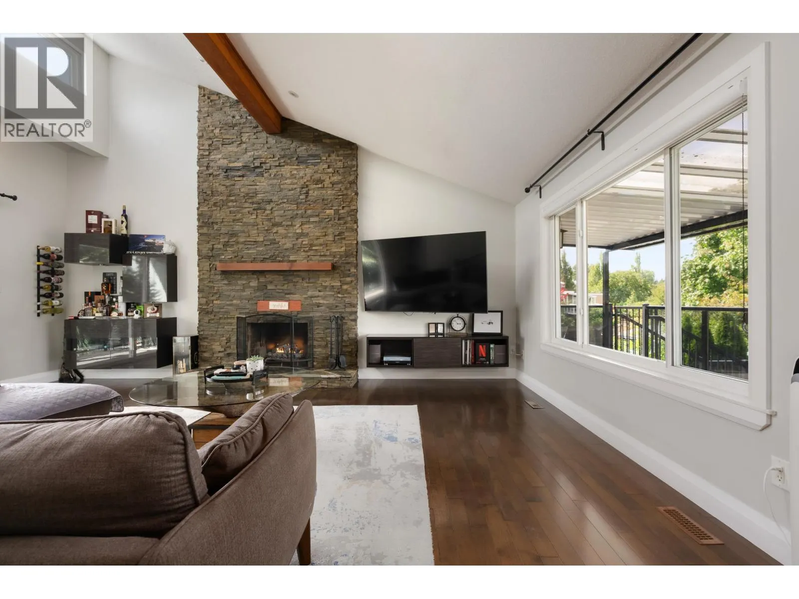 1253 BEACH GROVE ROAD
