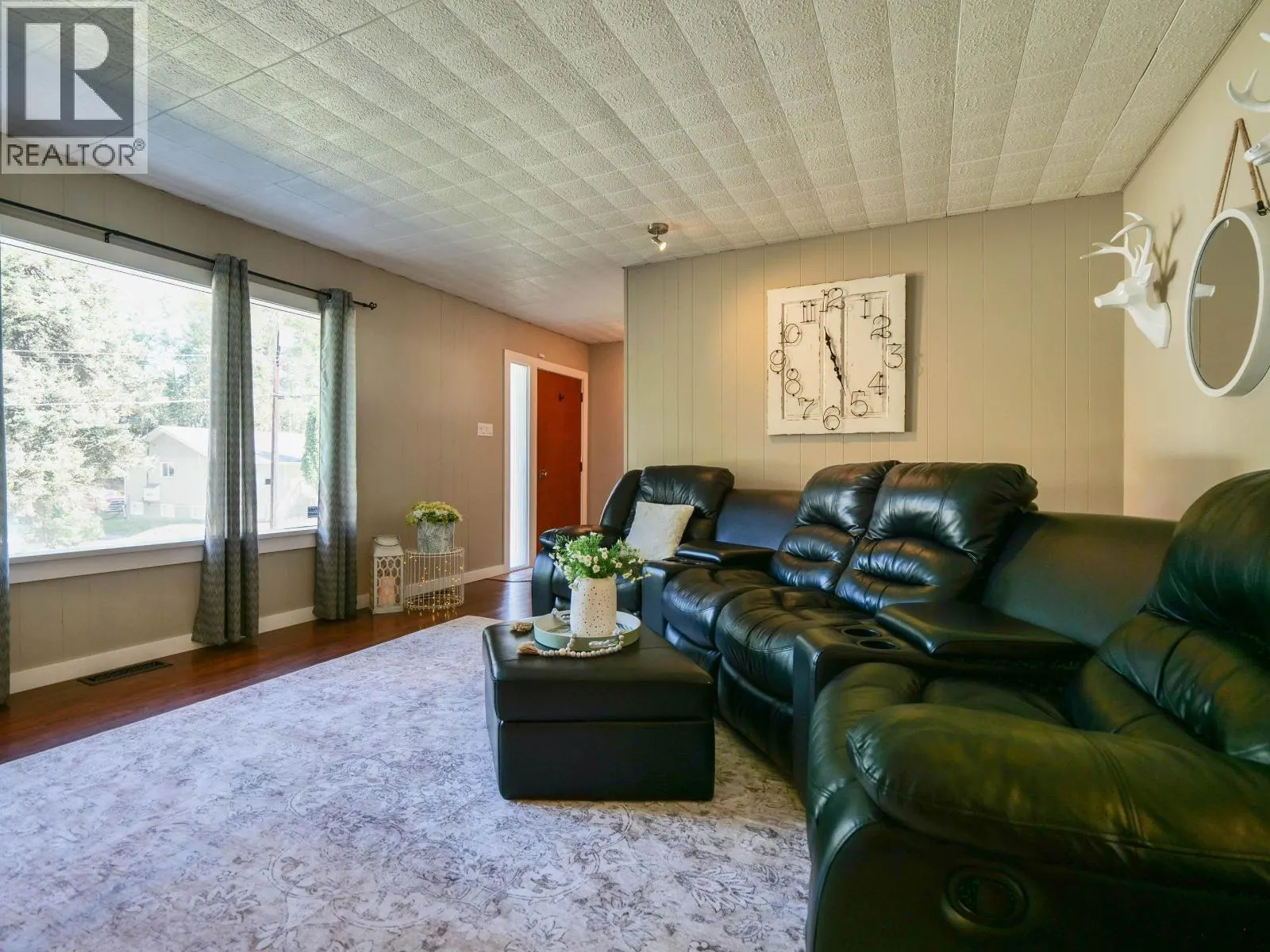 108 GORDON AVENUE