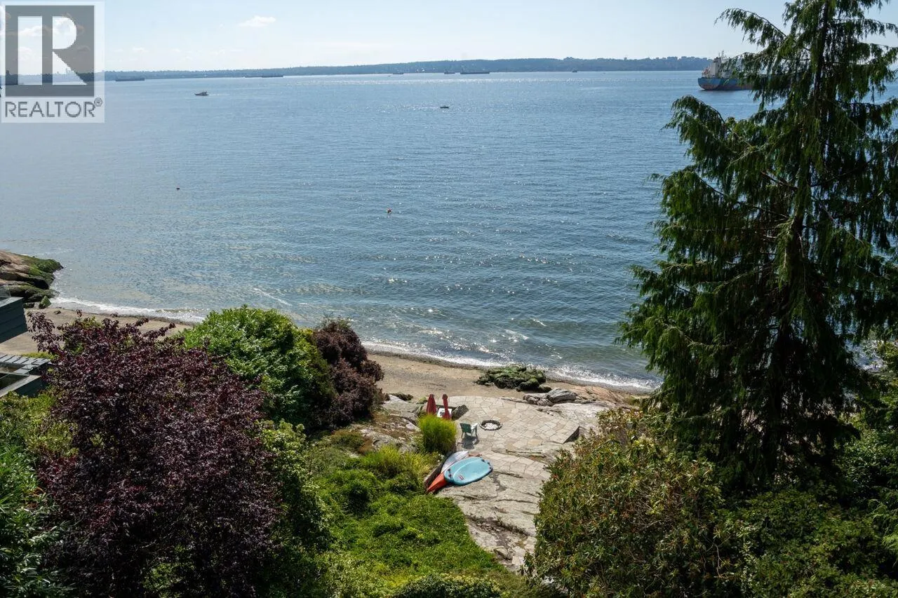 4052 MARINE DRIVE