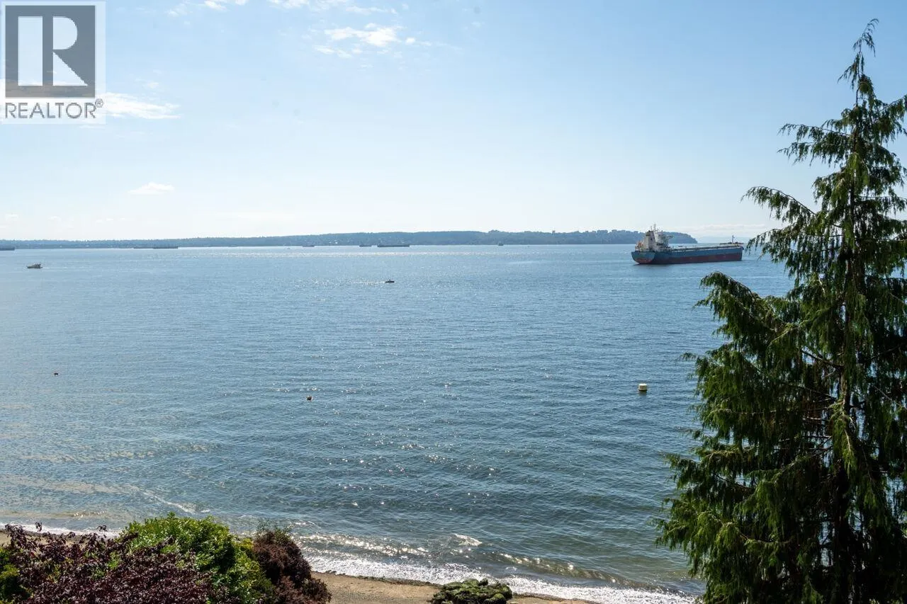 4052 MARINE DRIVE