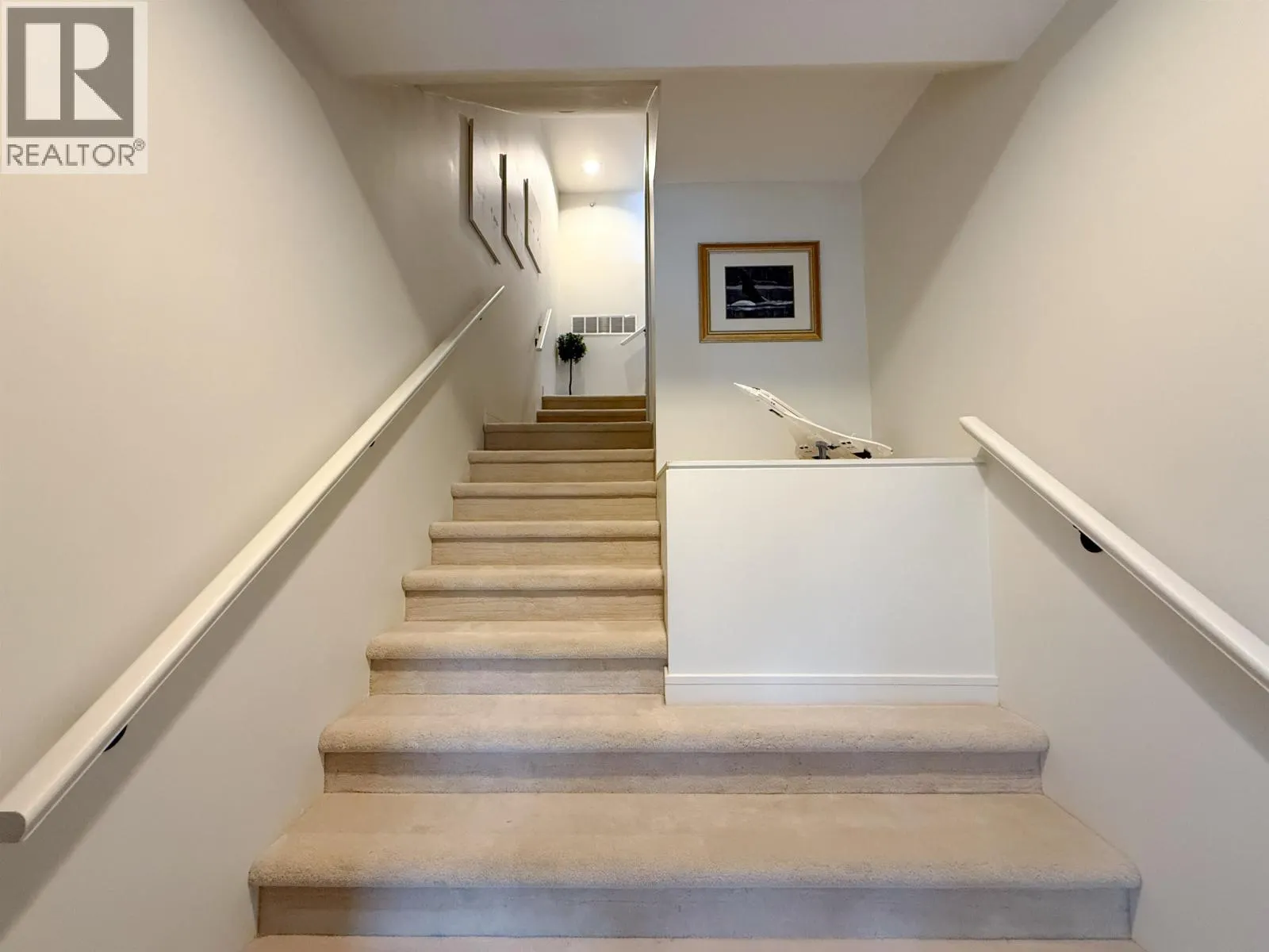 8676 SEASCAPE DRIVE