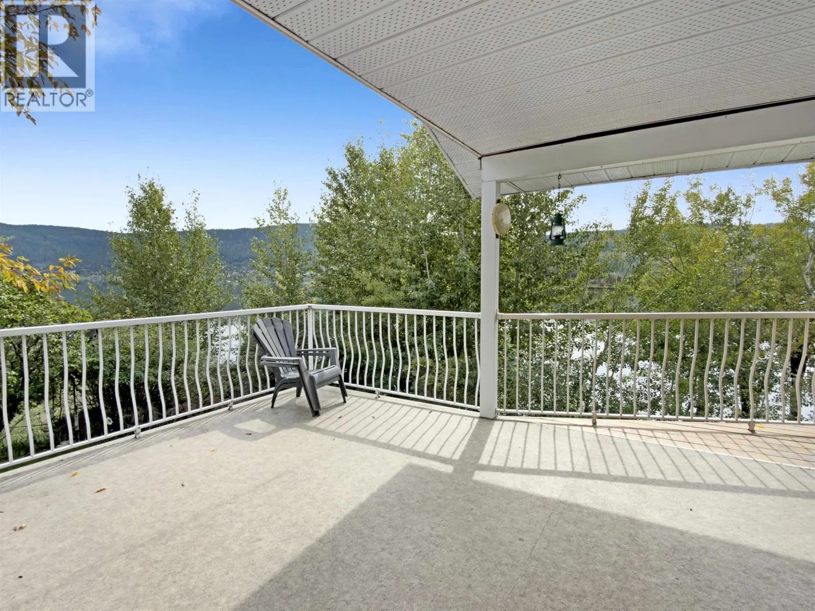 1555 DUNCAN ROAD