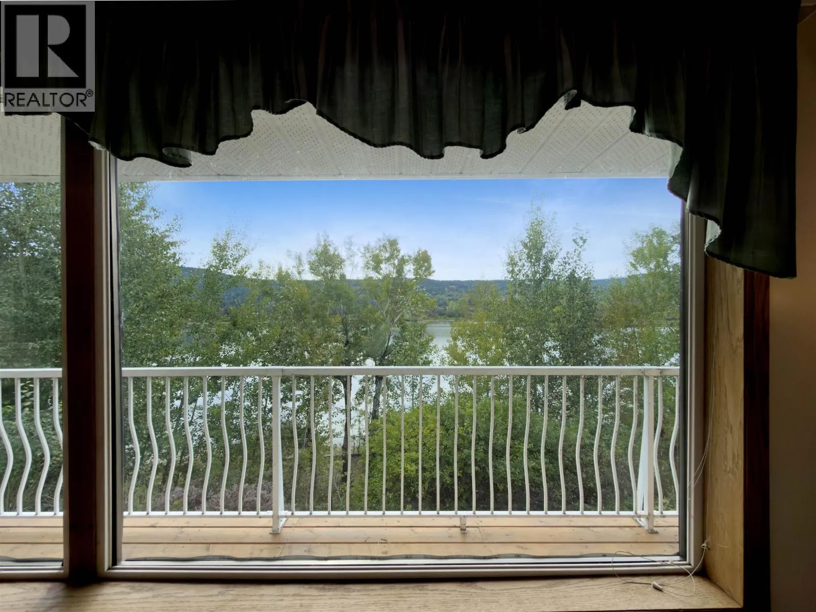 1555 DUNCAN ROAD