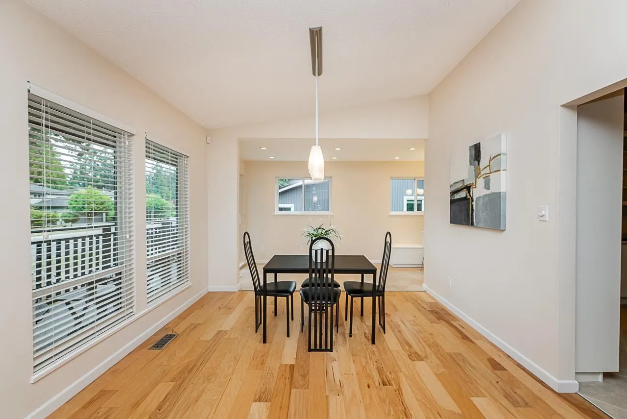 6115 SUNWOOD DRIVE