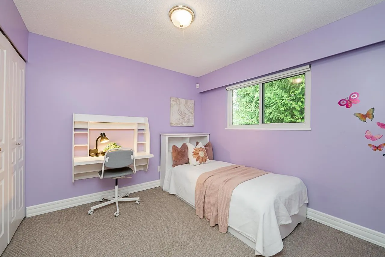 6115 SUNWOOD DRIVE