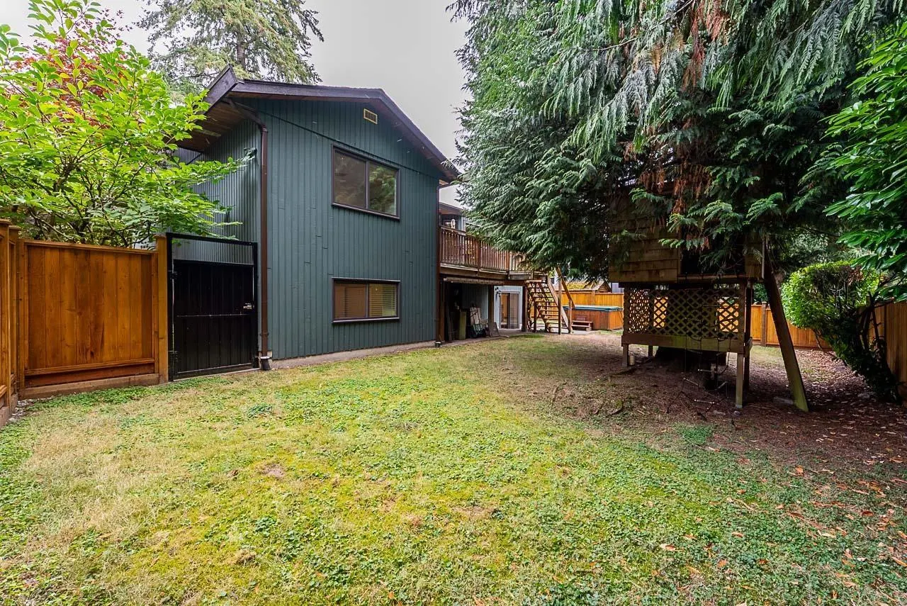 6115 SUNWOOD DRIVE