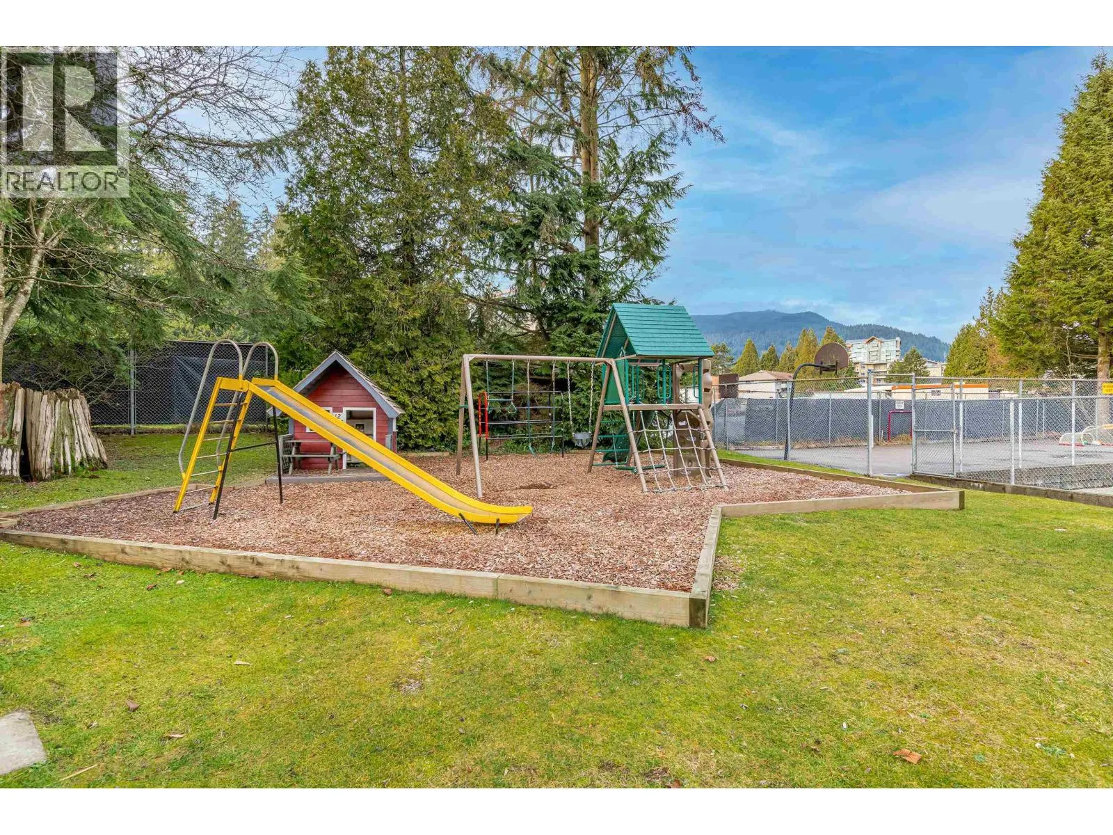 2329 MOUNTAIN HIGHWAY