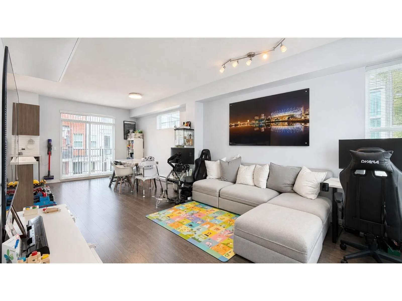 31 10735 84 AVENUE
