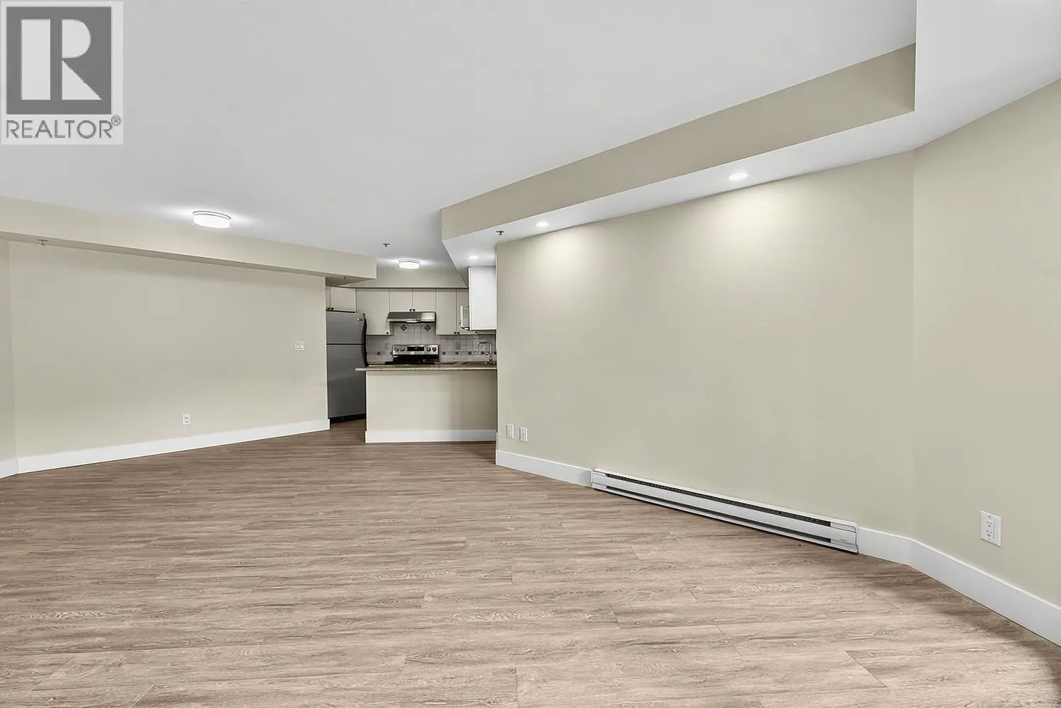 211 214 ELEVENTH STREET