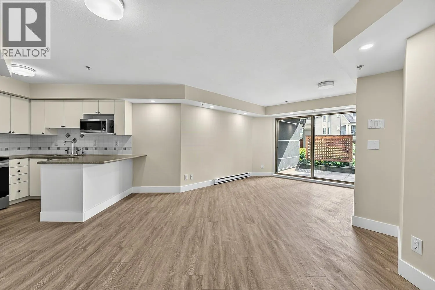 211 214 ELEVENTH STREET