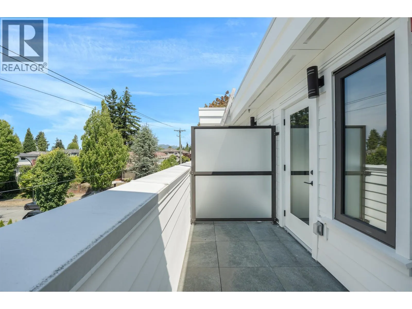 1012 W 52ND AVENUE