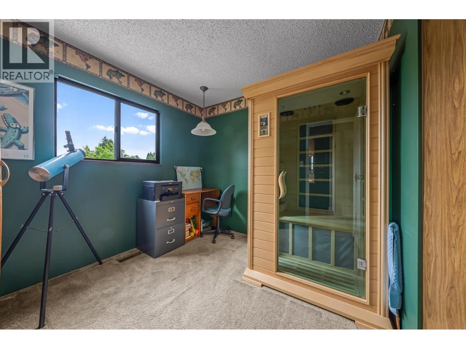 3162 OXFORD STREET