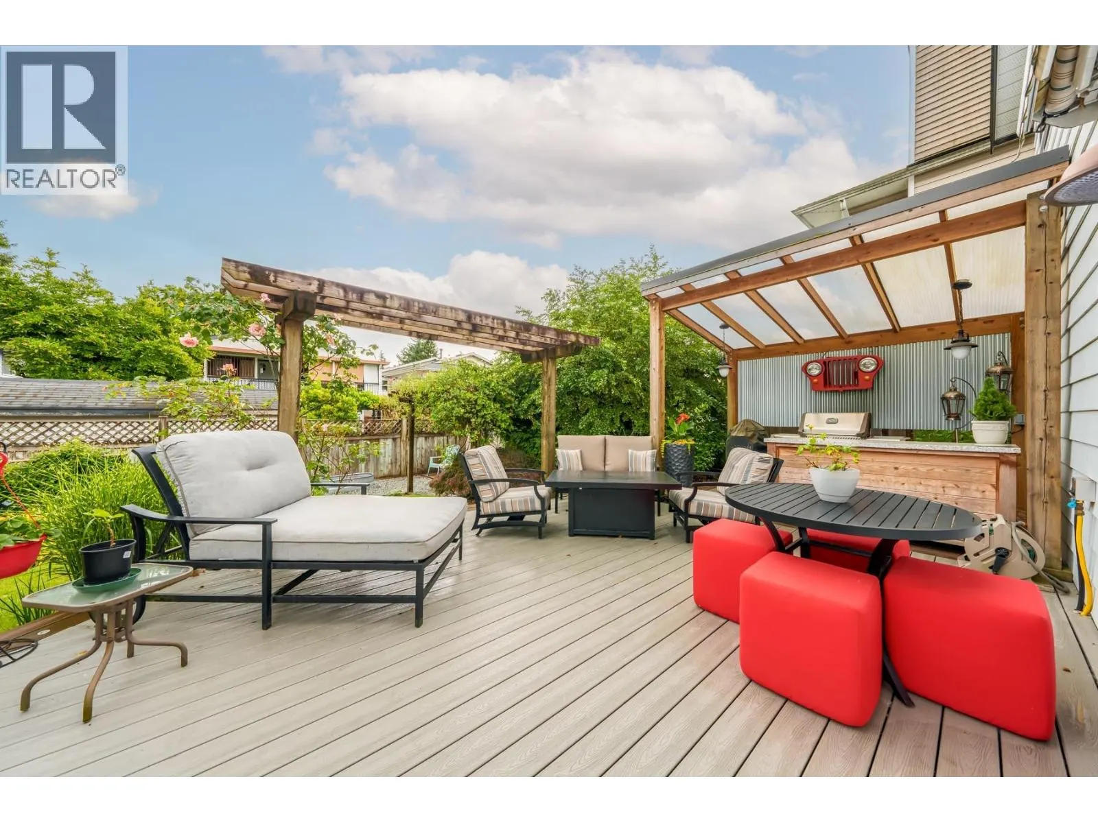 3162 OXFORD STREET