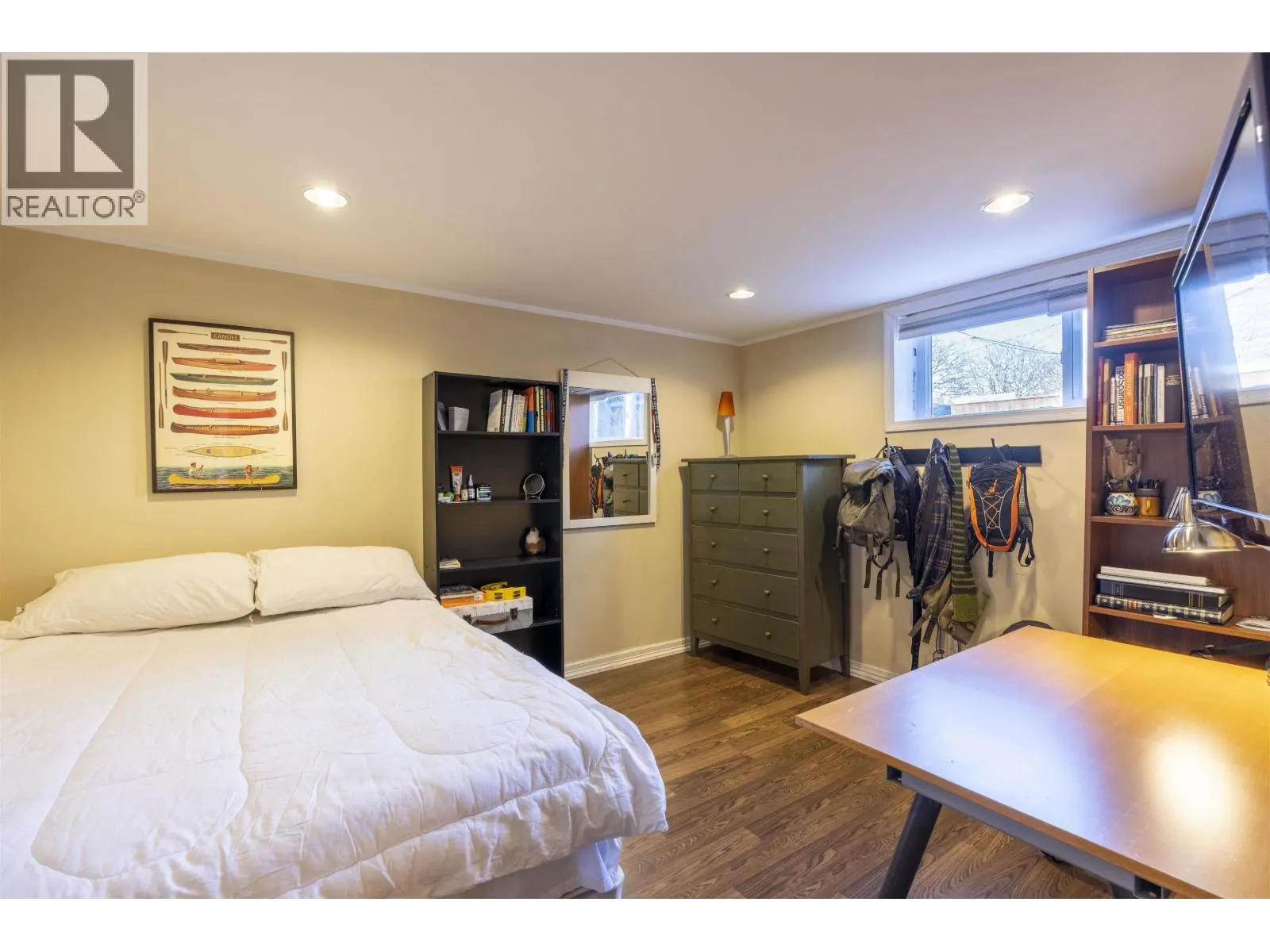 7720 7722 GRAHAM AVENUE
