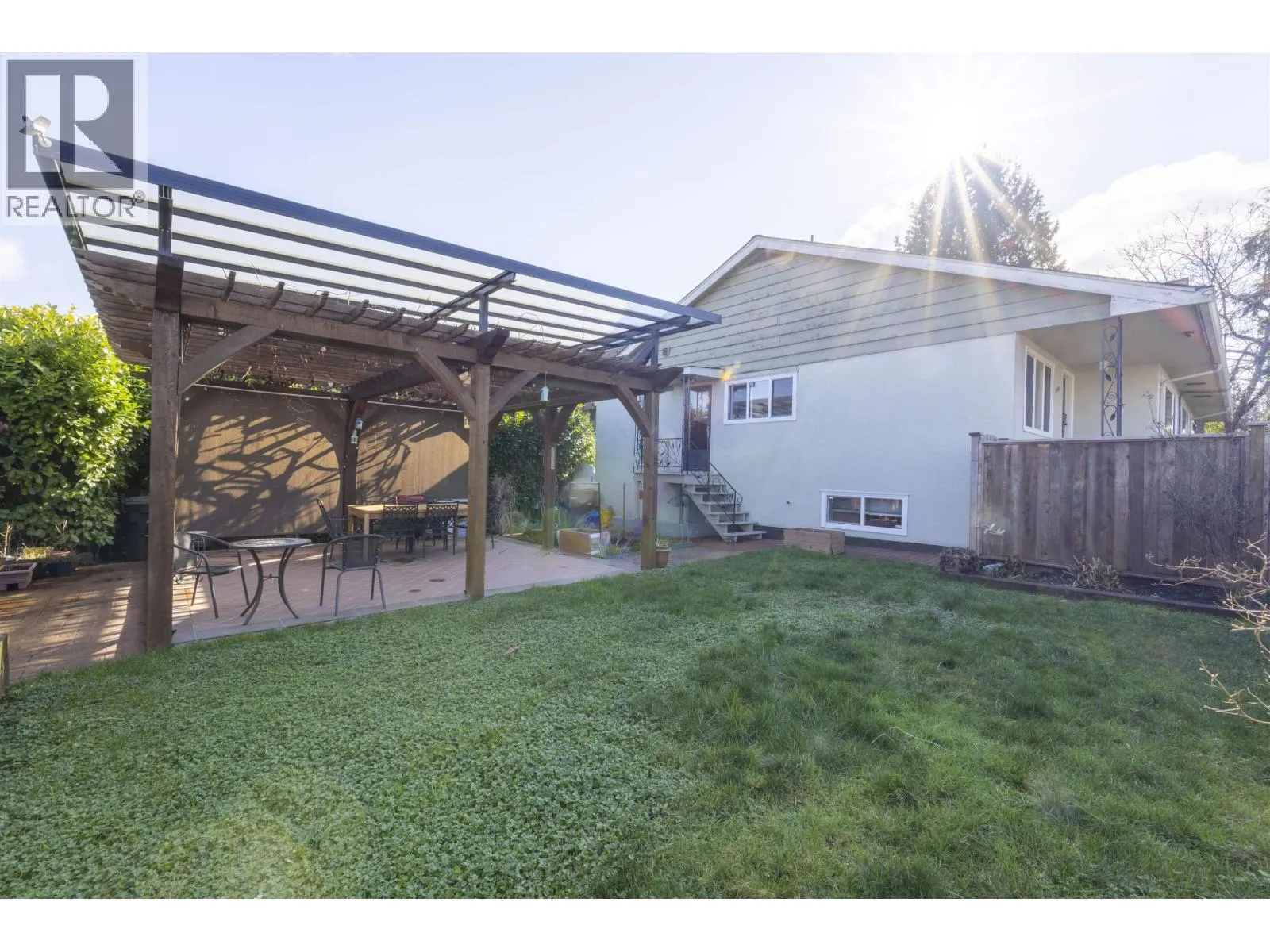 7720 7722 GRAHAM AVENUE