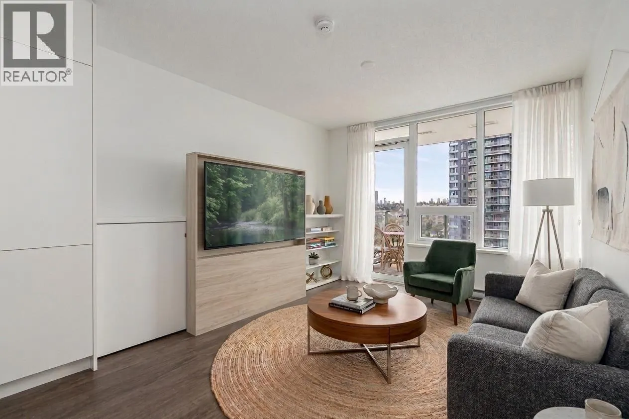 1803 988 QUAYSIDE DRIVE
