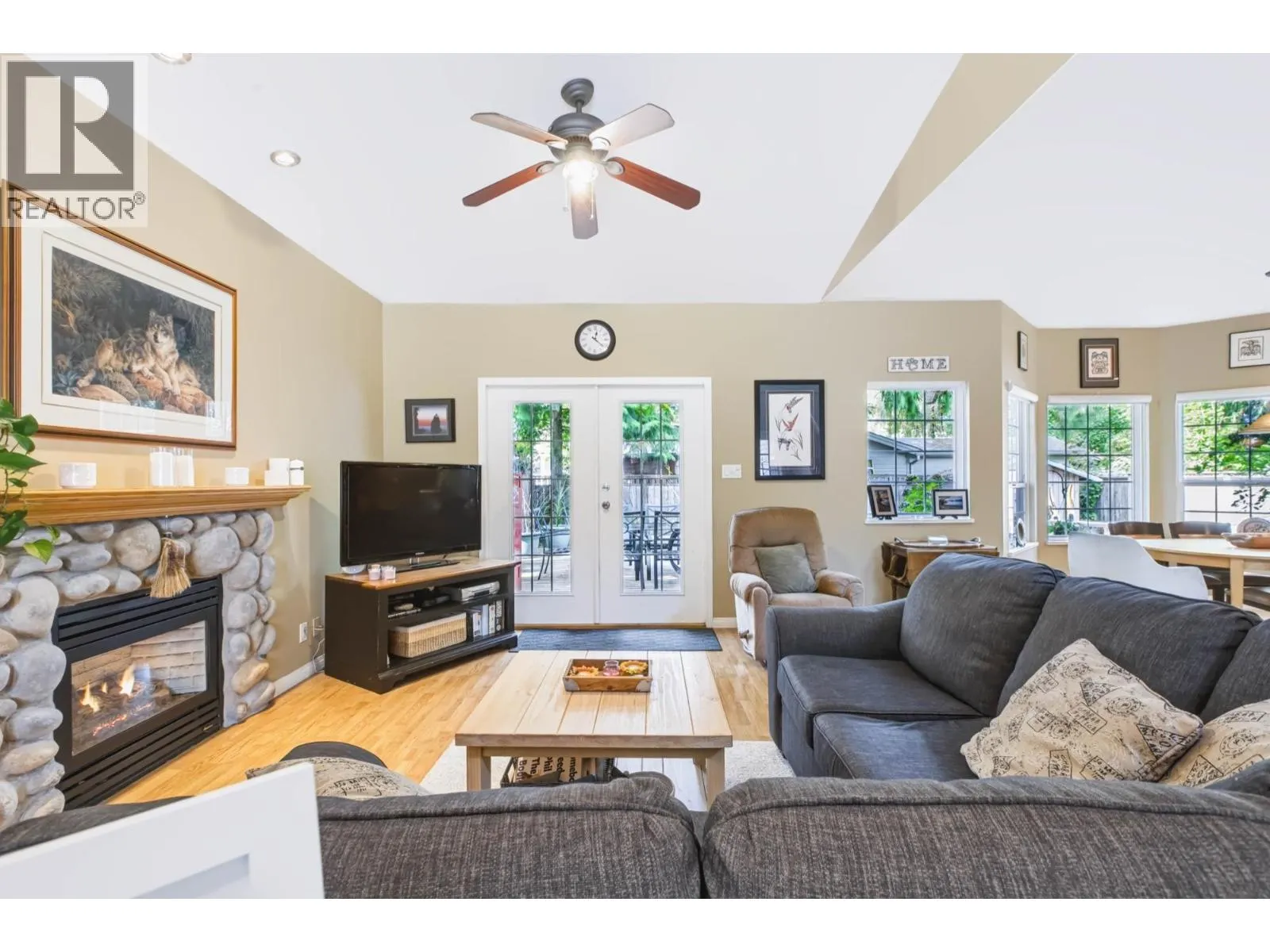 1545 DUNCAN DRIVE