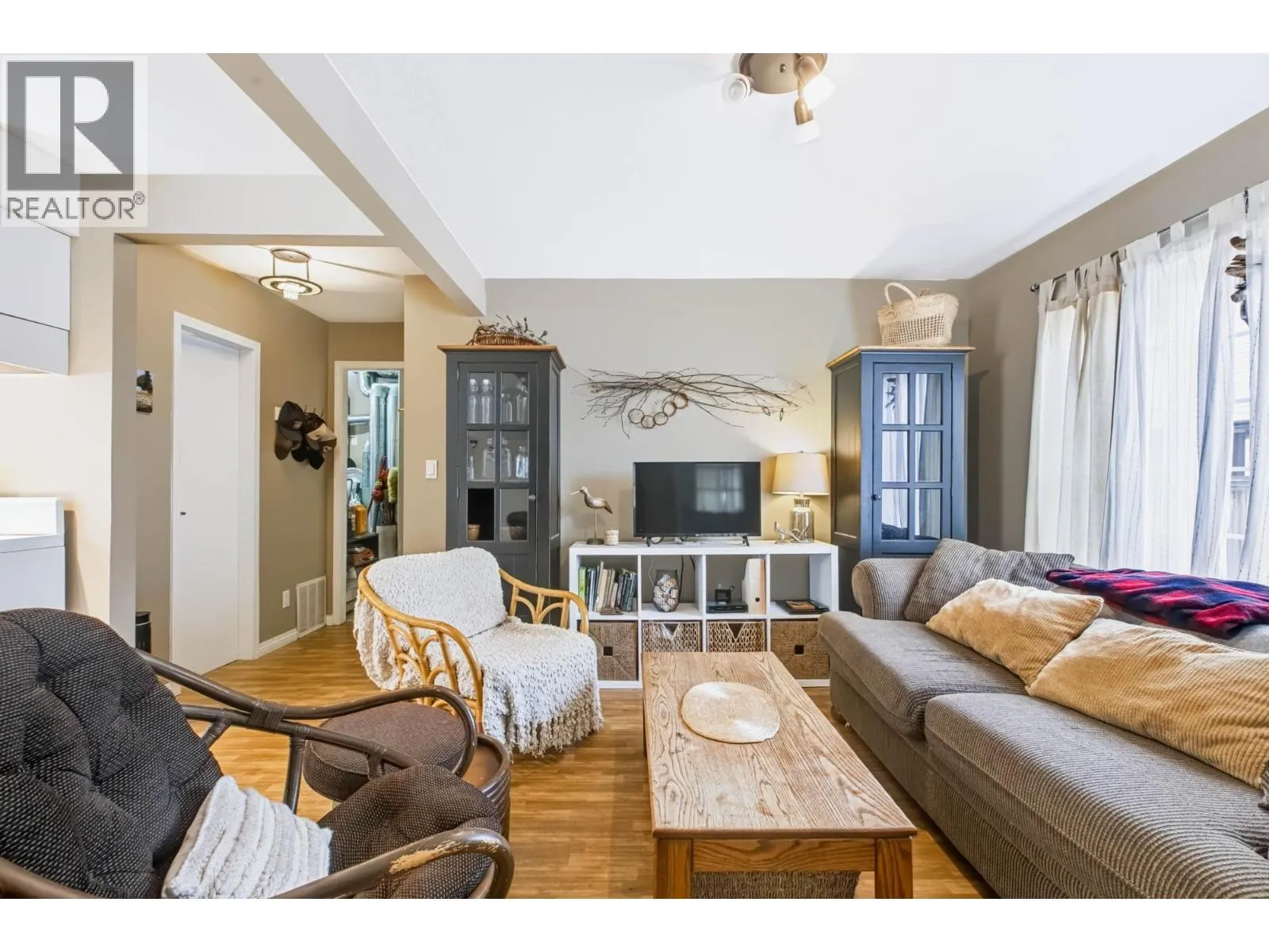 1545 DUNCAN DRIVE