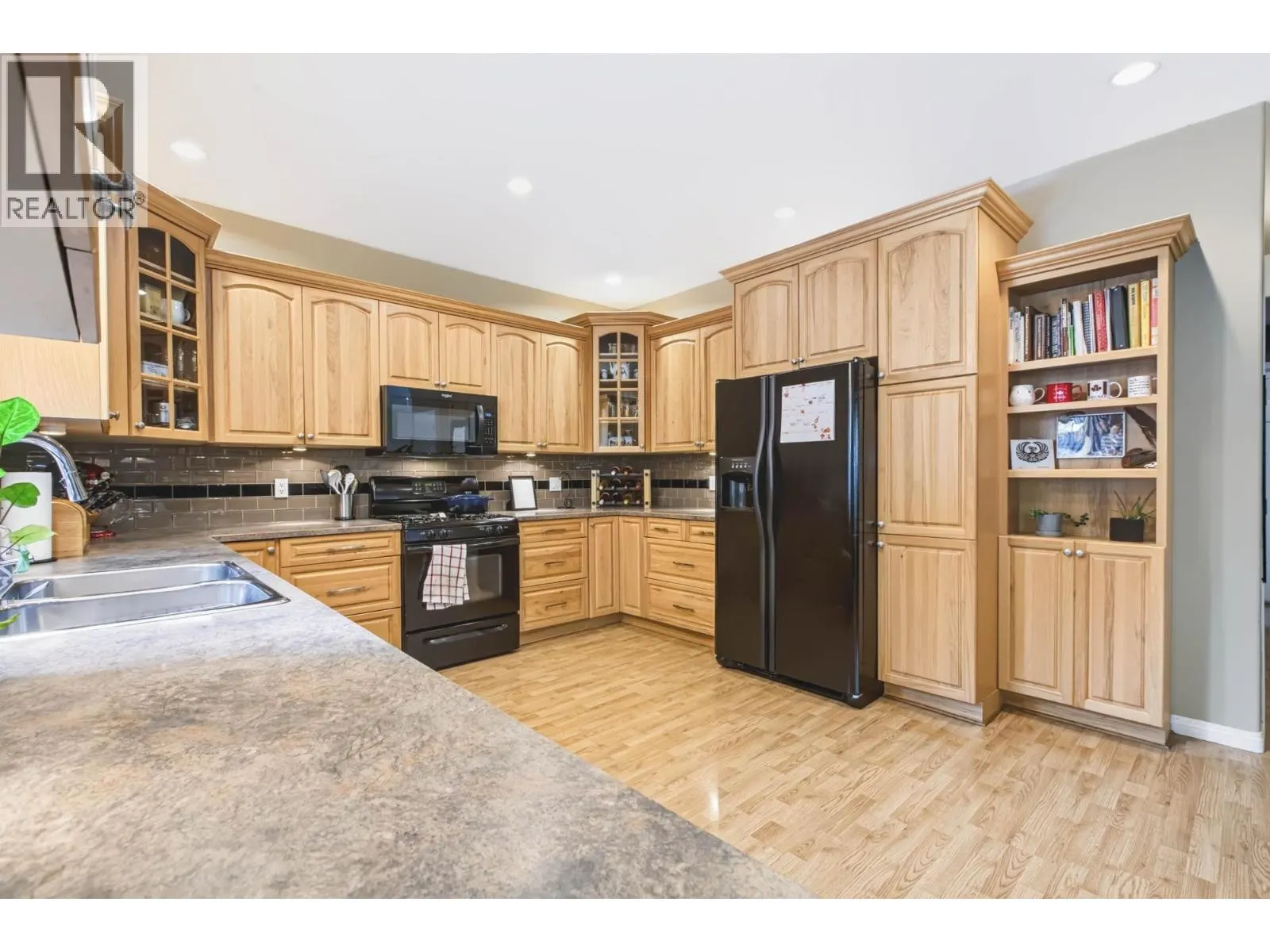 1545 DUNCAN DRIVE