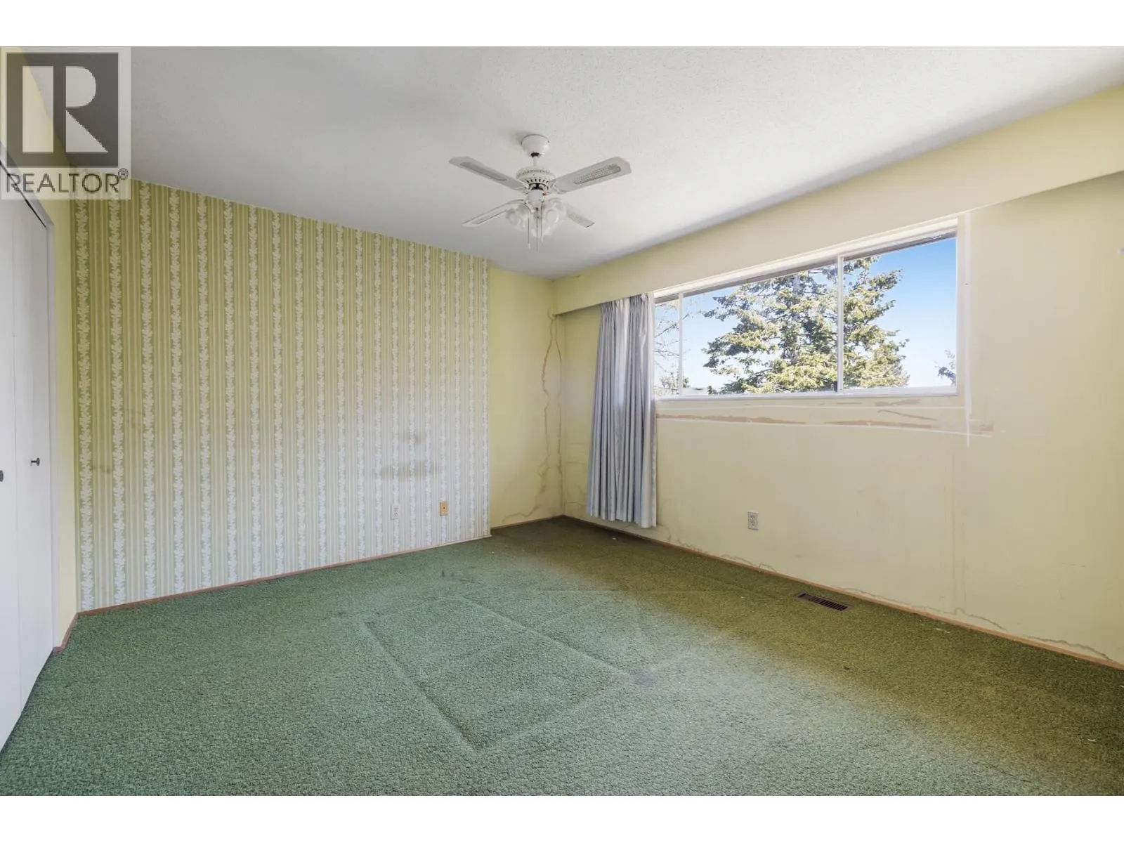 1310 TINA WAY