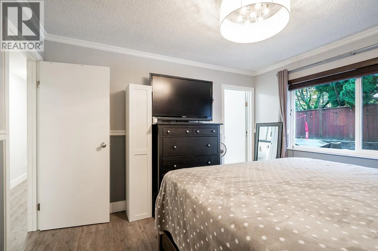 1668 CONNAUGHT DRIVE