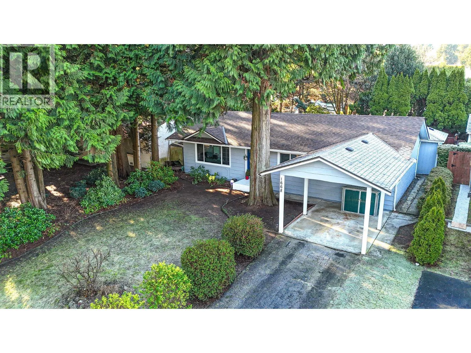 1668 CONNAUGHT DRIVE